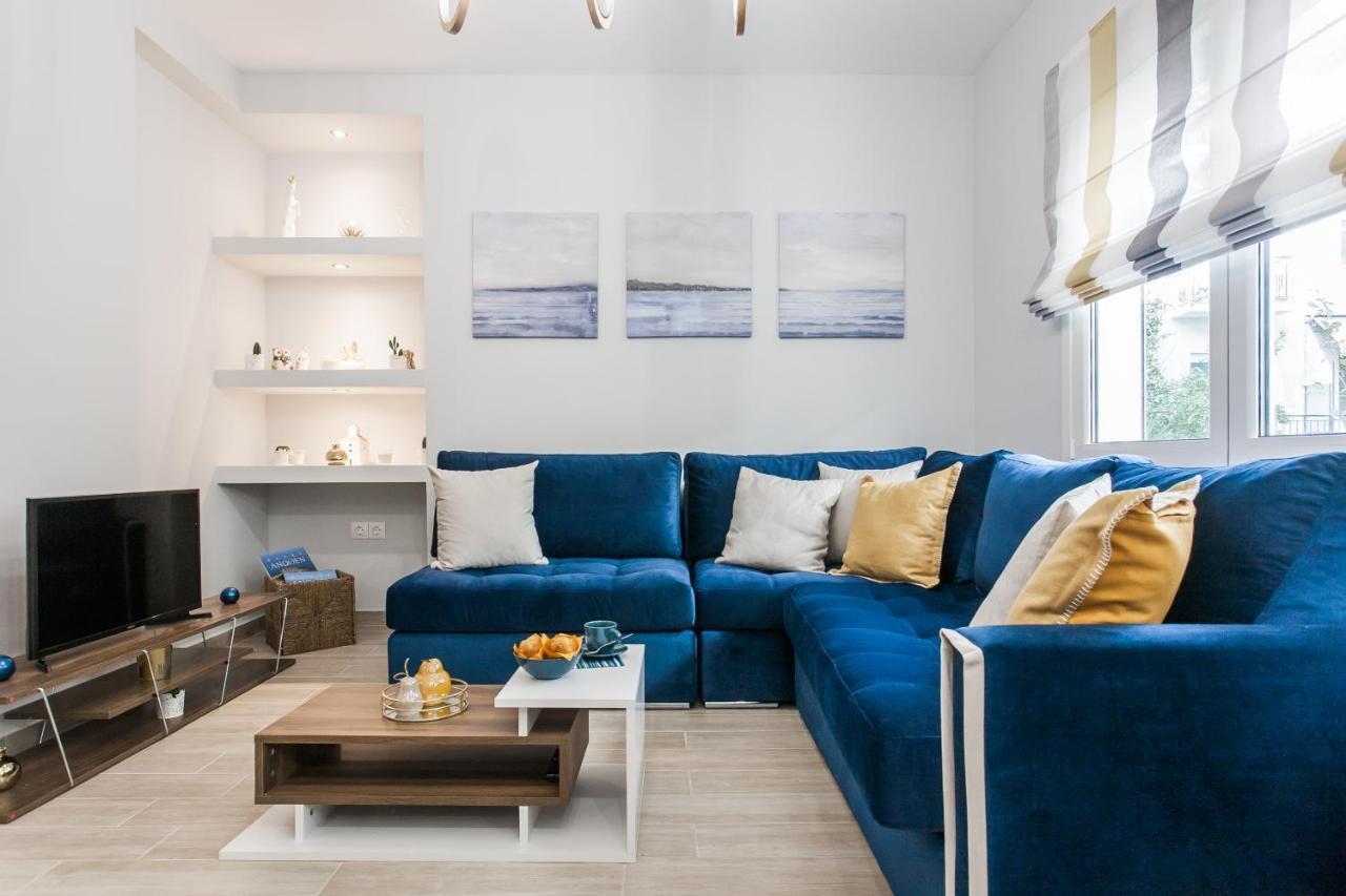 Luxury Seaside Apartment Next To Starbucks Opossite The Beach Park Of Flisvos Athen Exterior foto